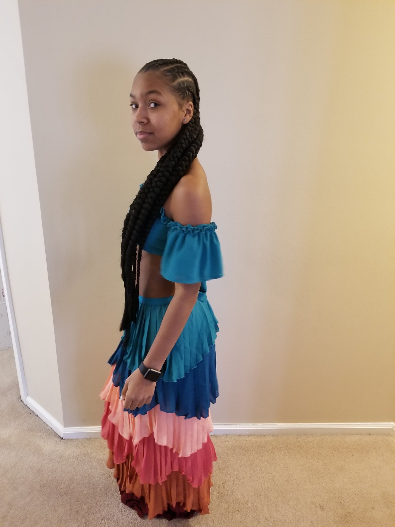 Multi color skirt set